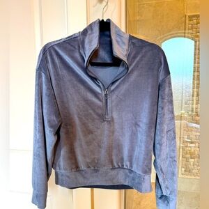 Vuori Haven Track Pants and Quarter Zip Set